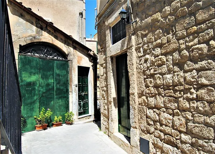 View * Modica