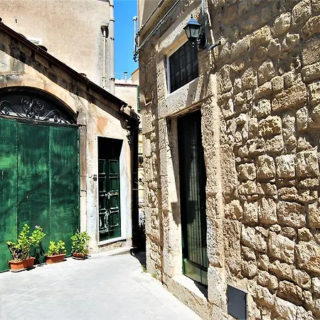 View * Modica